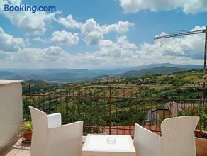 La Bella Vista - Image 1