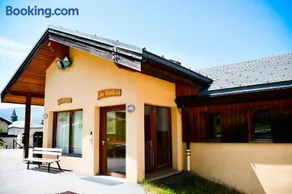 Apartamento vacacional con terraza | Vistas a la montaña | Junto al esquí - Image 4