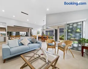 Silver's House - Image 2