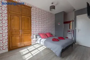 Maison accueillante à Mouterre-Silly avec jardin et cheminée - Image 4