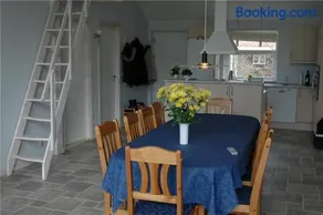 Beautiful Holiday Home With Spa And Sauna Close To The Beach - Image 3
