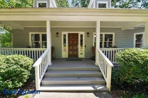 Spacious 4 BR Retreat near Lake Norman with deck - Image 1