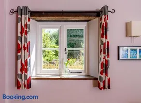 Bramley Cottage - Image 4