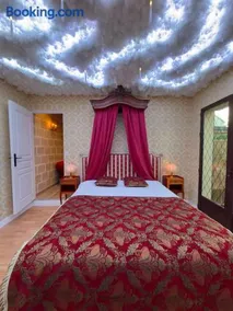 Maison du Sorcier, Escape Game, Jacuzzi, 15 min from Paris - Image 3
