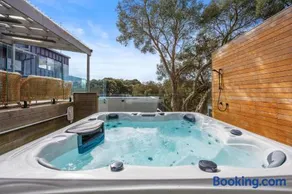 Rye Horizons - Breathtaking Bay Views - Image 4
