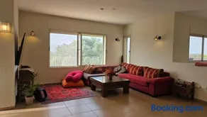 מיי- טיפול - ספא בוטיק, סוויטה ויחידת גן מול נוף של עמק החולה - Image 4