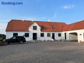 Oustrupgård - Image 2