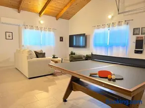 NEW LISTING, Near Yosemite South Gate entrance and town, King bed, Hot Tub, BBQ, Firepit & Mountain Views - Image 2