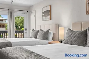 Suites at Waterside - Image 3