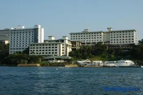 Toba Seaside Hotel - Image 2