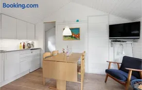 Cozy Home In Nexø With Kitchen - Image 4