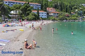 Apartments by the sea Trpanj, Peljesac - 14309 - Image 2