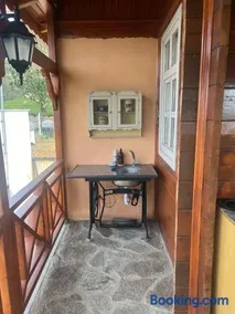 Tiny Maxi House - Image 3
