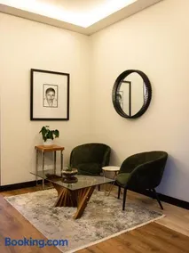 Zet On 9TH Avenue - Image 4