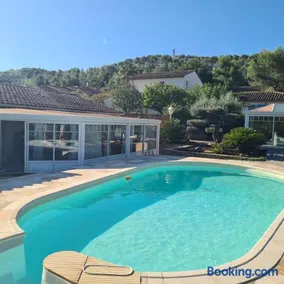 Sunny house - Image 1