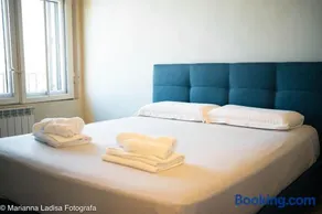 8 Archi sul Mare Exclusive Sea View - Image 3