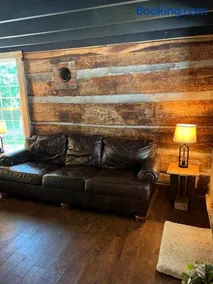 DA Cabin - Image 4