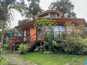 Beautiful 3BR Lakeshore House in Gated Community - Image 5