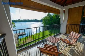 Ayuwaters Authentic Yoga and Full Board Ayurveda Retreat by the Bentota River - Image 4