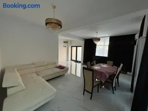 Lux Vila Lake - Image 3