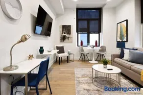 Charming 1BR King Bed - Just 20 Minutes from NYC! - Image 2