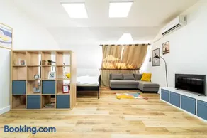 Modern Colorful Apartment Near Vranov Center - Image 3