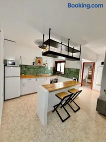 El Pez Newly renovated apartment in La Santa - Image 1