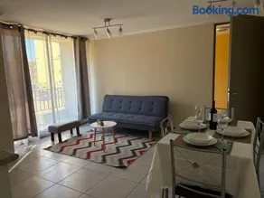 Comodo departamento 2 dormitorios con piscina - Image 3