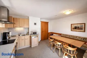 BARBARA'S Mountain Maisonette - 2 Floors & Mountain View - Image 1