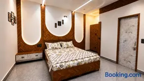 Premium 1BHK Stay with Private Balcony & Attached Bathroom - Image 2