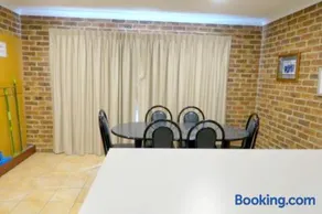 Jindabyne 3-bedroom Units 4km from Centre - Image 3