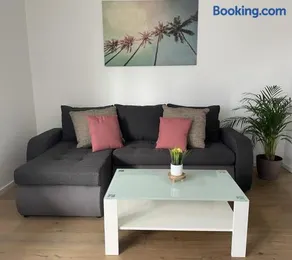 80 m2 Apartment with Balcony & Parking - Image 3