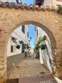 La Nana - Image 1