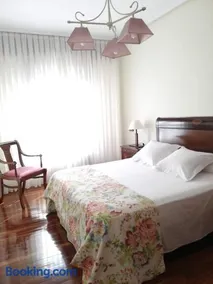 Apartamento Tellería con parking gratis - Image 2