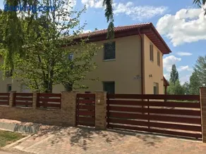 Szárszószép Villa - Image 1