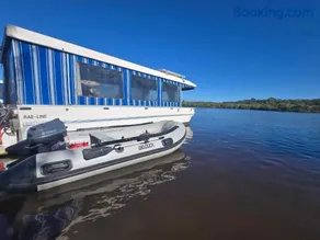 Liquid Spirit Noosaville houseboat " EXPERIENCE MORE " - Image 3