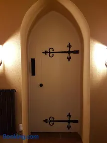 Renovated Church close to the beach - Image 3