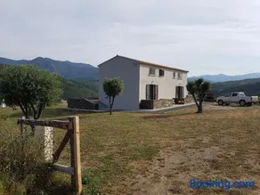 Entre mer et montagne, en plein maquis - Image 1