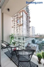 Spacious 2 bedroom apartment in Villa Morra - Image 5