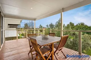 Madeit in Coronet Bay - Image 1