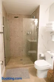 Karol apartments with jacuzzi Seaview - Image 2