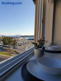 Nest Port View Apartment - Image 1