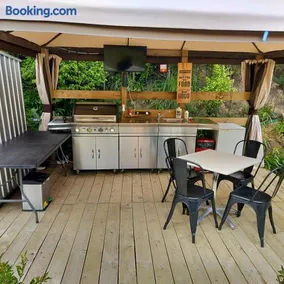 Wainui bush retreat - Image 3