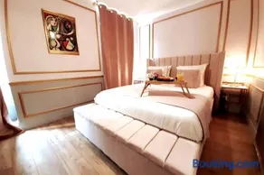 Da Vinci Apartment Paris Montmartre AirCon - Image 4