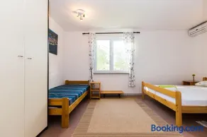 Apartments Krizmanić - Image 5