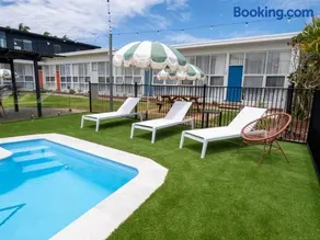 Mermaid Apartments - Image 1