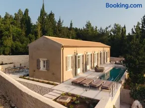 F Topia Villas - Image 3