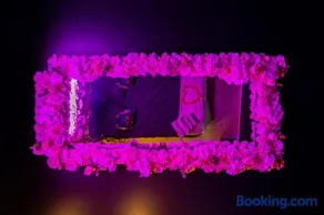 Sweet SECRET'S JACUZZI - Image 1
