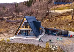 Sunrise View Chalet - Image 1