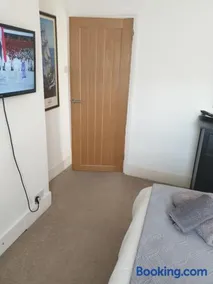 Kingfisher cottage, free parking - Image 3